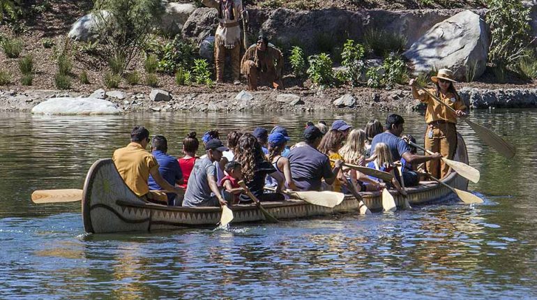 Davy Crockett Explorer Canoes